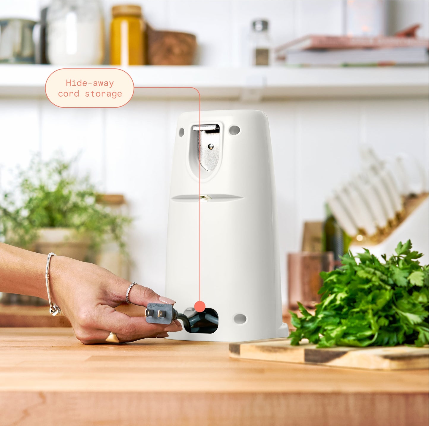 Beautiful Easy-Prep Electric Can Opener, by Drew Barrymore